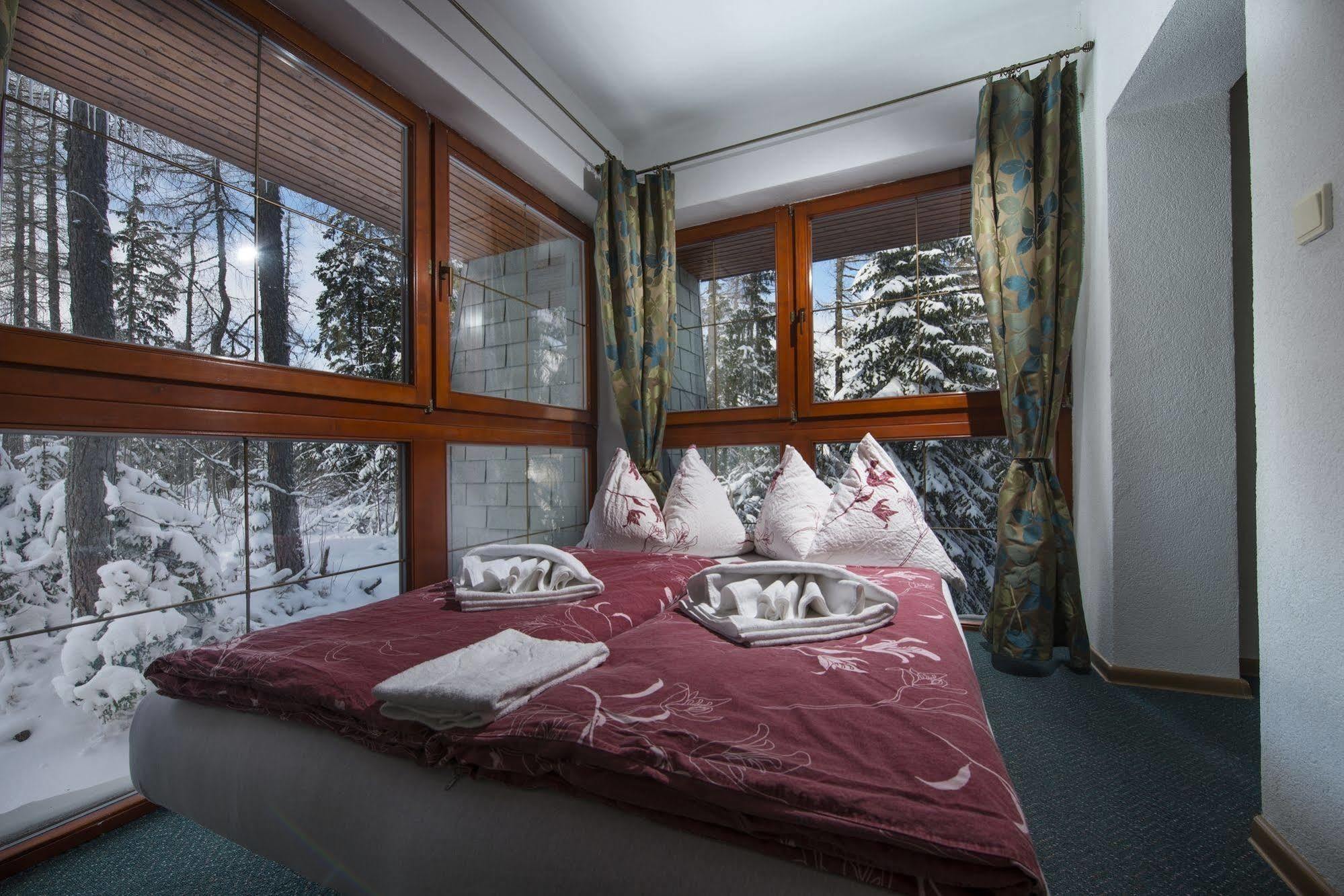 Štrbské Pleso Penzion Pleso מראה חיצוני תמונה